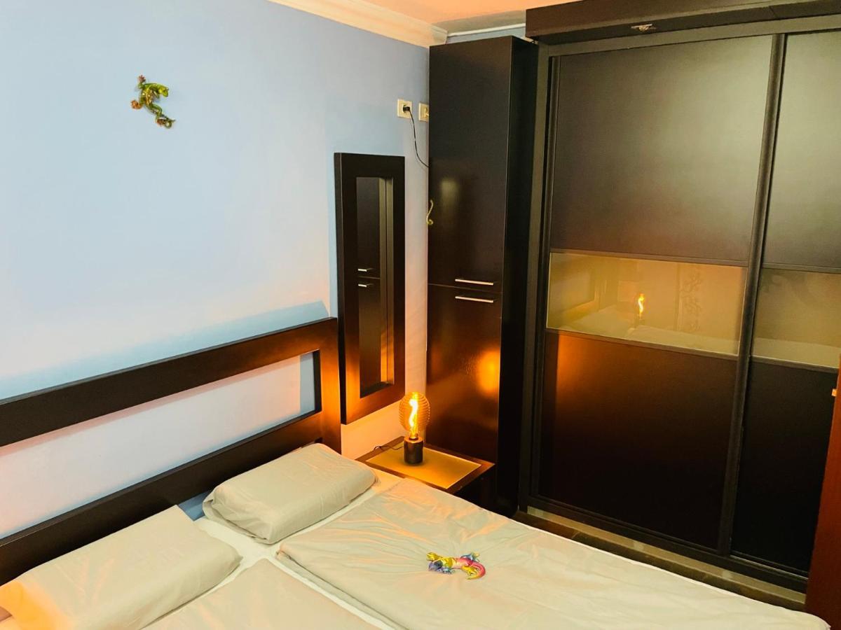Lizards Lounge - Tanife Apartment Beim Yumbo Playa del Ingles  Exterior photo